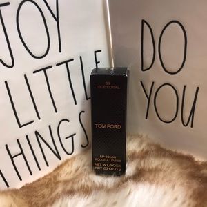 TOM FORD💄LIPSTICK IN TRUE CORAL 09